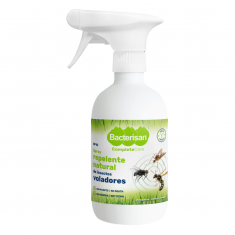 Spray repelente natural de insectos voladores Bacterisan