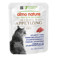 Comida húmeda de gato con atún del atlántico